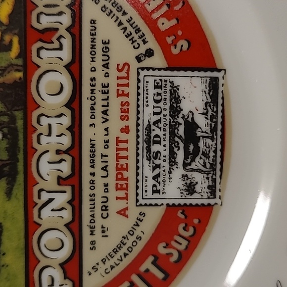 Set of 4 Vintage Cheeses of Frances Advertising Graphics Plates - Picture 14 of 17